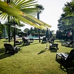 Agriturismo Parco Campofelice Bed & Breakfast