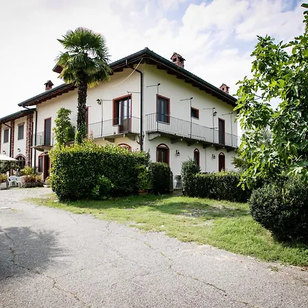 Nocleg ze śniadaniem Parco Campofelice 3*