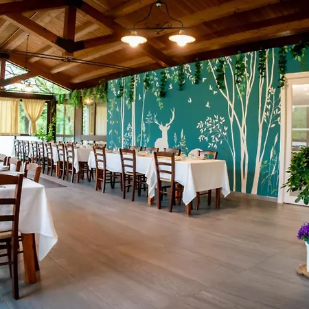 Parco Campofelice ベッド・アンド・ブレックファスト 3*