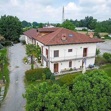 Parco Campofelice Bed & Breakfast 3*