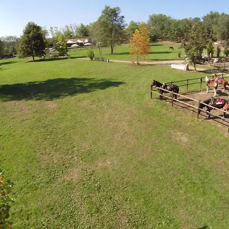 Parco Campofelice Nocleg ze śniadaniem 3*