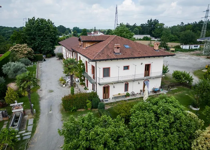 Bed and breakfast Parco Campofelice 3*