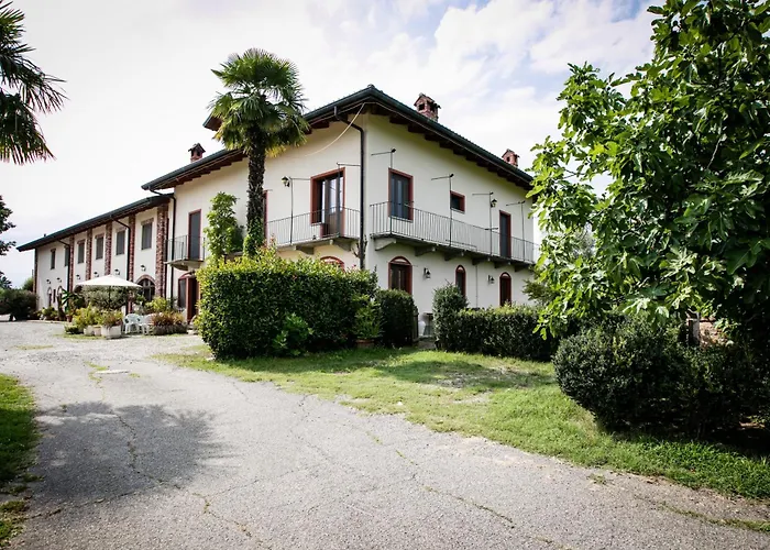 Bed and breakfast Parco Campofelice 3*